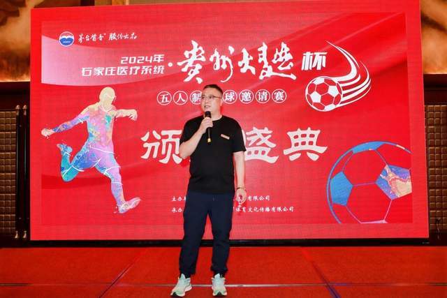 珠海海鲜大排档引发争议，游客曝光高价食物问题